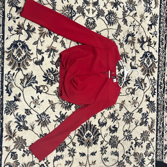 H and M cropped red blouse - chiffon - Picture 1 of 1